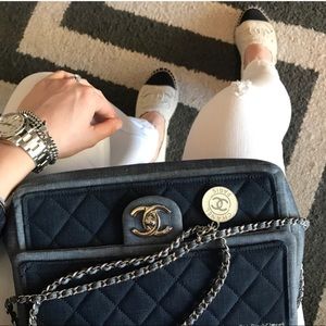 Meet your Posher, Vanessa